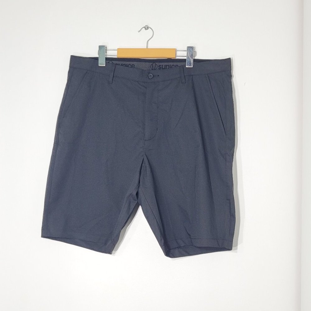 Sunice Flat Front Casual Shorts Mens Golf Athletic Stretch Black Pockets Size 38